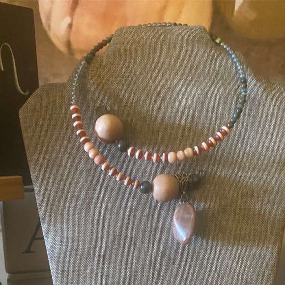 JUPITER AMOR - Picture 3 of 6